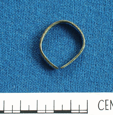 1921-155-small-bronze-bracelet-woodeaton
