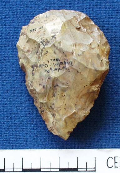 Handaxe (AN1911.566)