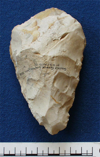 Handaxe (AN1917.18)