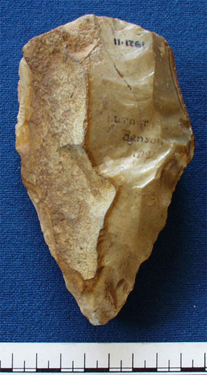 Handaxe (AN1921.11)